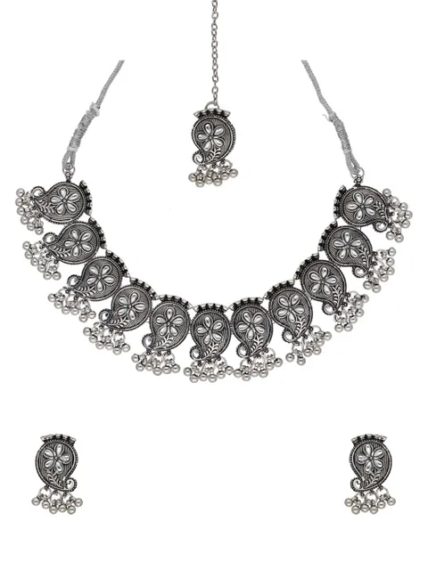 Kundan Necklace Set in Oxidised Silver finish - STU1113