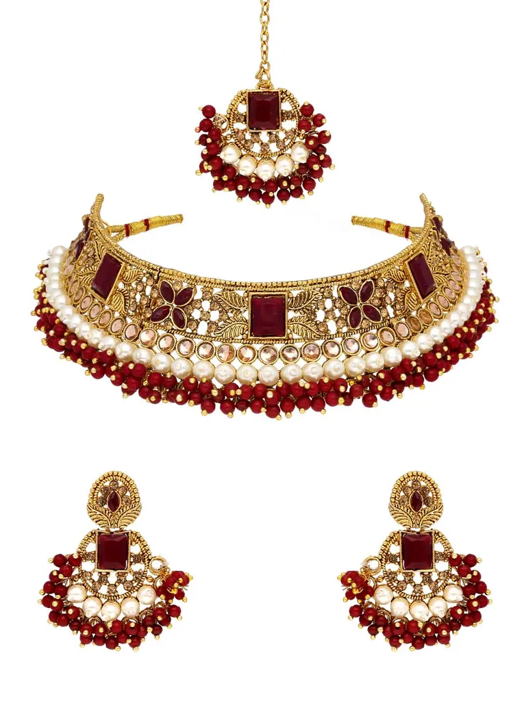 Traditional Choker Necklace Set in Gold finish - AVM4105