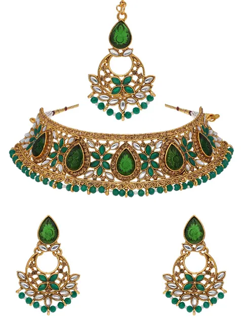Traditional Choker Necklace Set in Gold finish - AVM6203