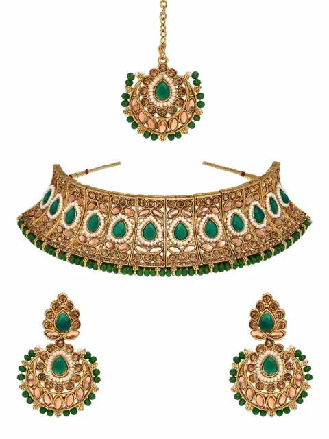 Traditional Choker Necklace Set in Gold finish - AVM646