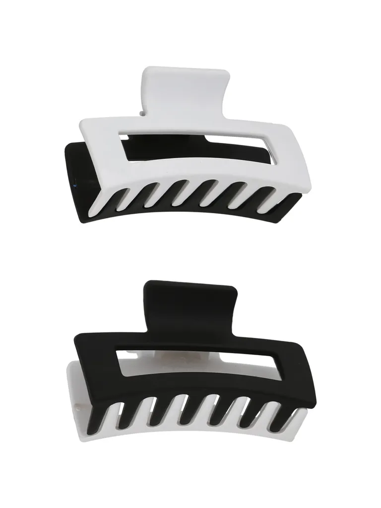 Plain Butterfly Clip in Black & White color - CNB34924