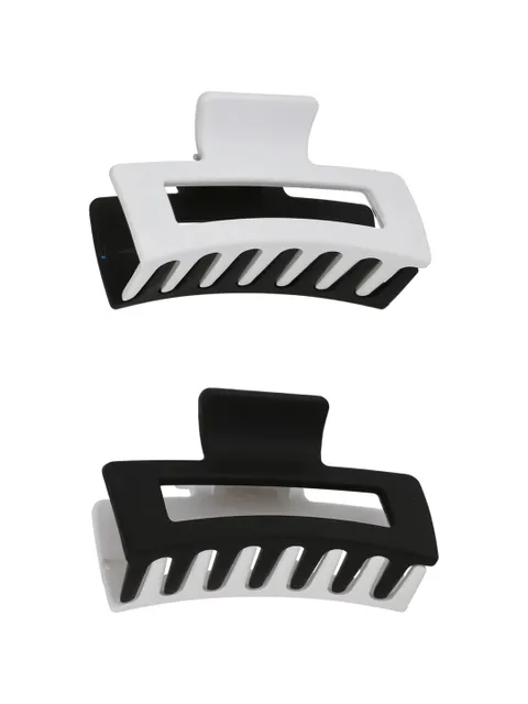 Plain Butterfly Clip in Black & White color - CNB34924