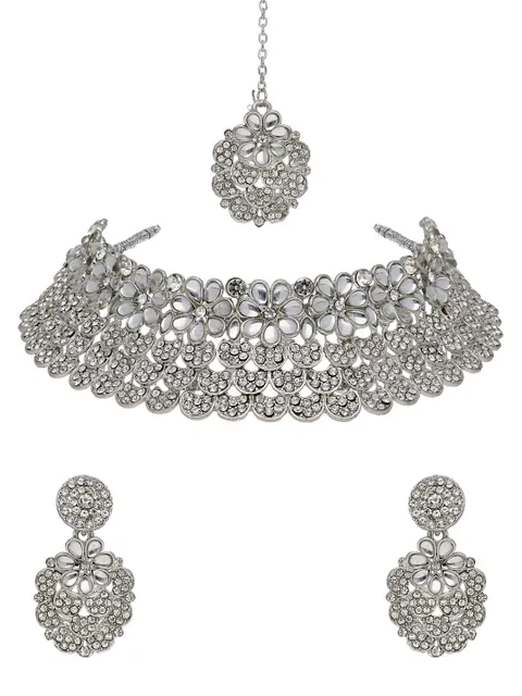 Kundan Choker Necklace Set in Rhodium finish - STUR3027
