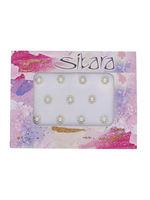 Traditional Bindis in White color - CNB40048
