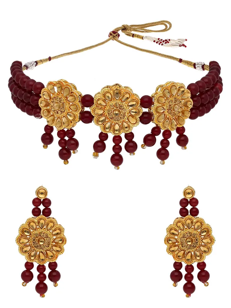 Traditional Choker Necklace Set in Gold finish - 7406