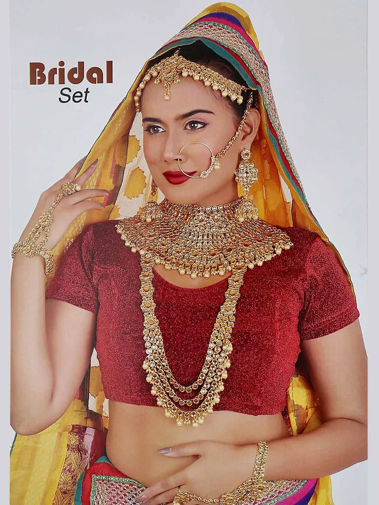 Traditional Bridal Set in Gold finish - J500444