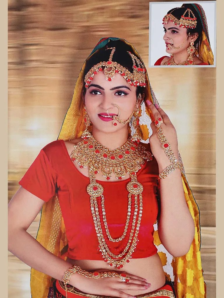 Traditional Bridal Set in Gold finish - J500641