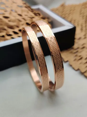 Couple Bracelets in Rose Gold finish - LC1086