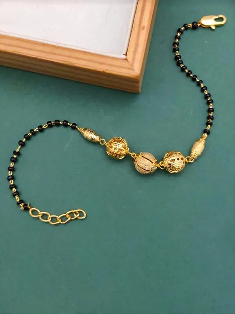Mangalsutra Bracelet in Gold finish - HM0252