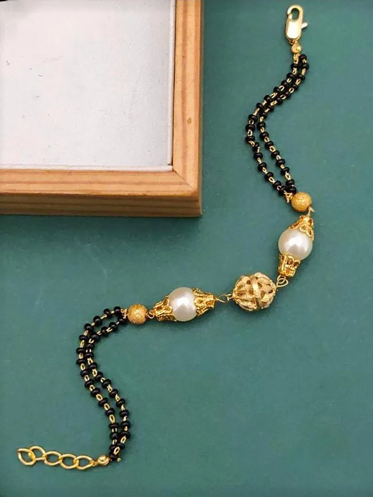 Mangalsutra Bracelet in Gold finish - HM0249