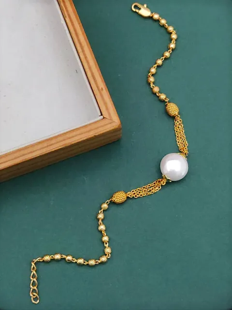 Mangalsutra Bracelet in Gold finish - HM0271