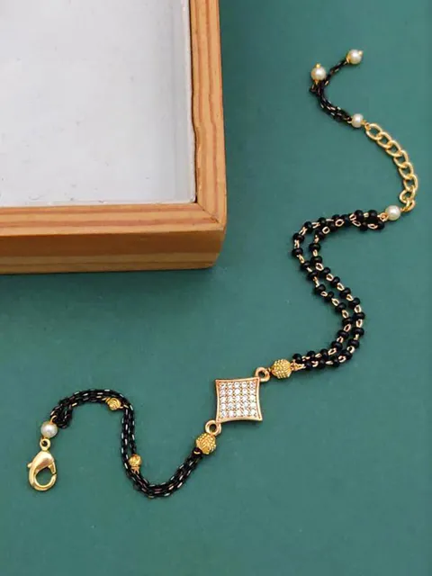 Mangalsutra Bracelet in Gold finish - HM0293