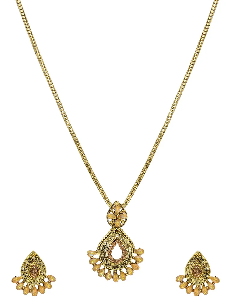 Traditional Pendant Set in Gold finish - CNB42197