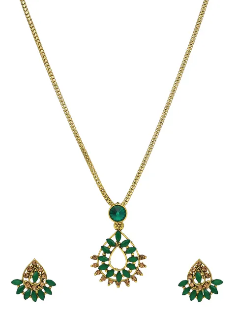 Traditional Pendant Set in Gold finish - CNB42174