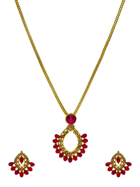 Traditional Pendant Set in Gold finish - CNB42235