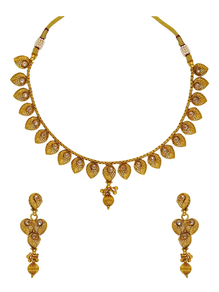 Antique Necklace Set in Gold finish - AMN640