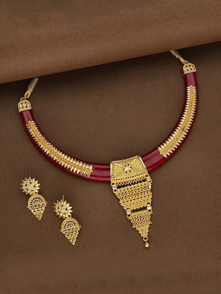 Traditional Forming Gold Necklace Set - 46