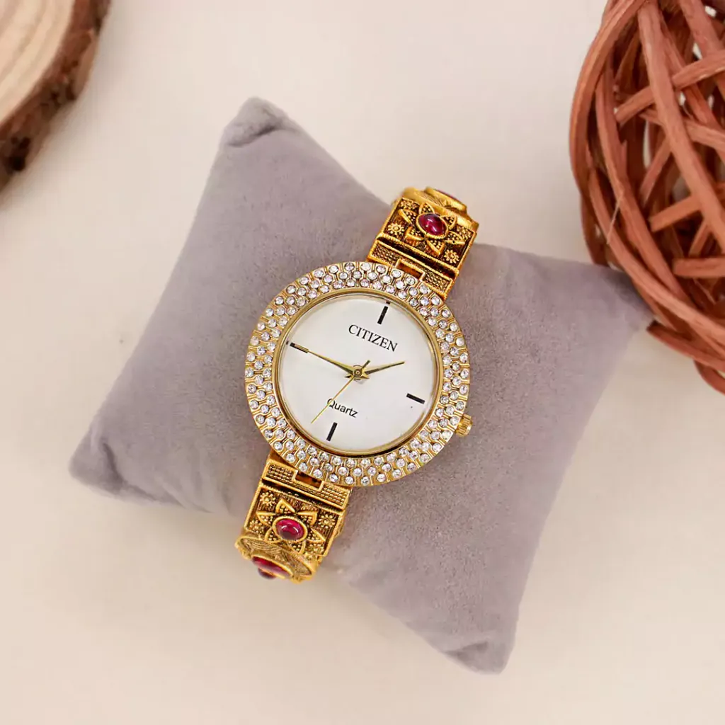 Antique Watch in Gold finish - HAR17