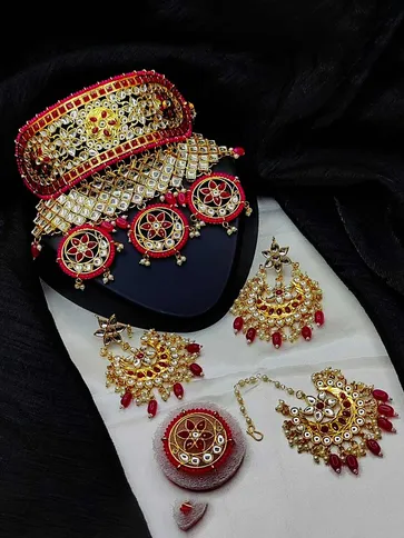 Rajwadi Choker Necklace Set in Gold finish - PSR162