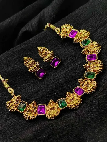 Temple Necklace Set in Gold finish - PSR284