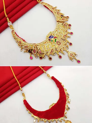 Peacock Necklace in Gold finish - PSR287