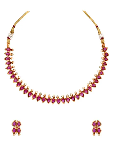 Traditional Necklace Set in Gold finish - S35137