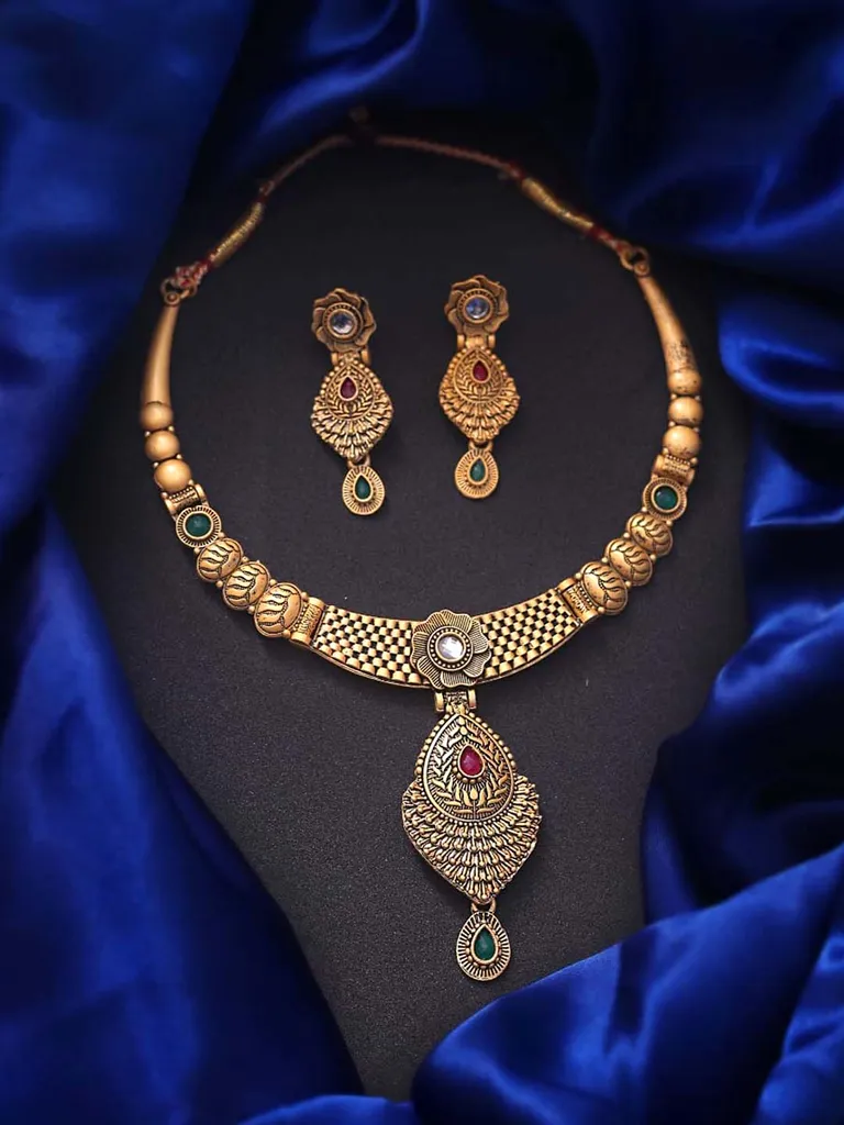 Antique Necklace Set in Gold finish - NCK170