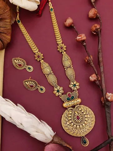 Antique Long Necklace Set in Gold finish - NCK193