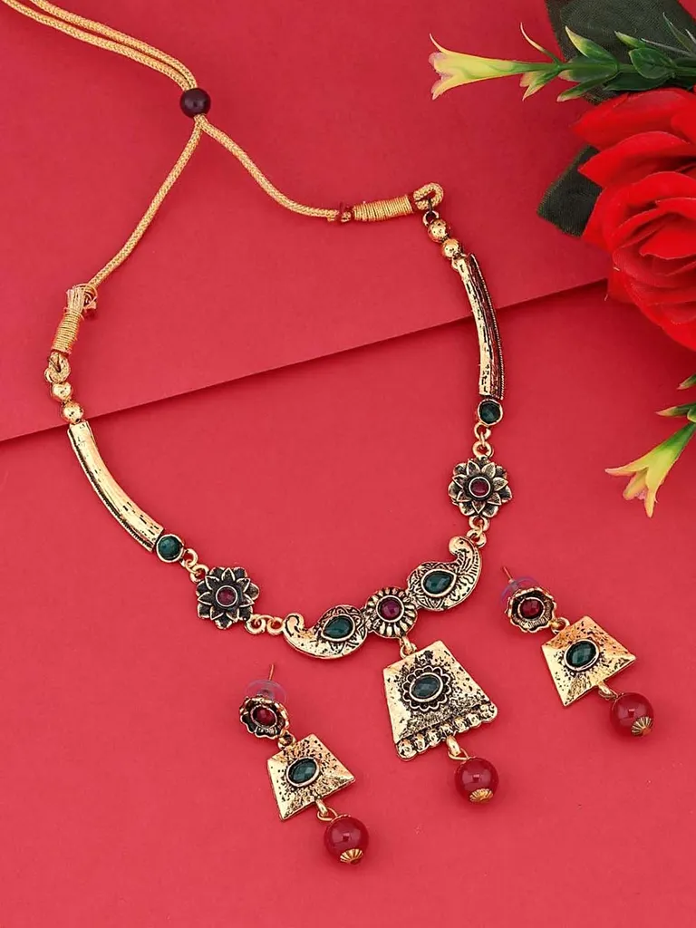 Antique Necklace Set in Gold finish - NCK229
