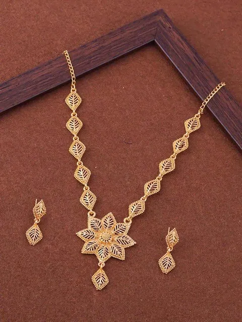Antique Necklace Set in Gold finish - NCK210