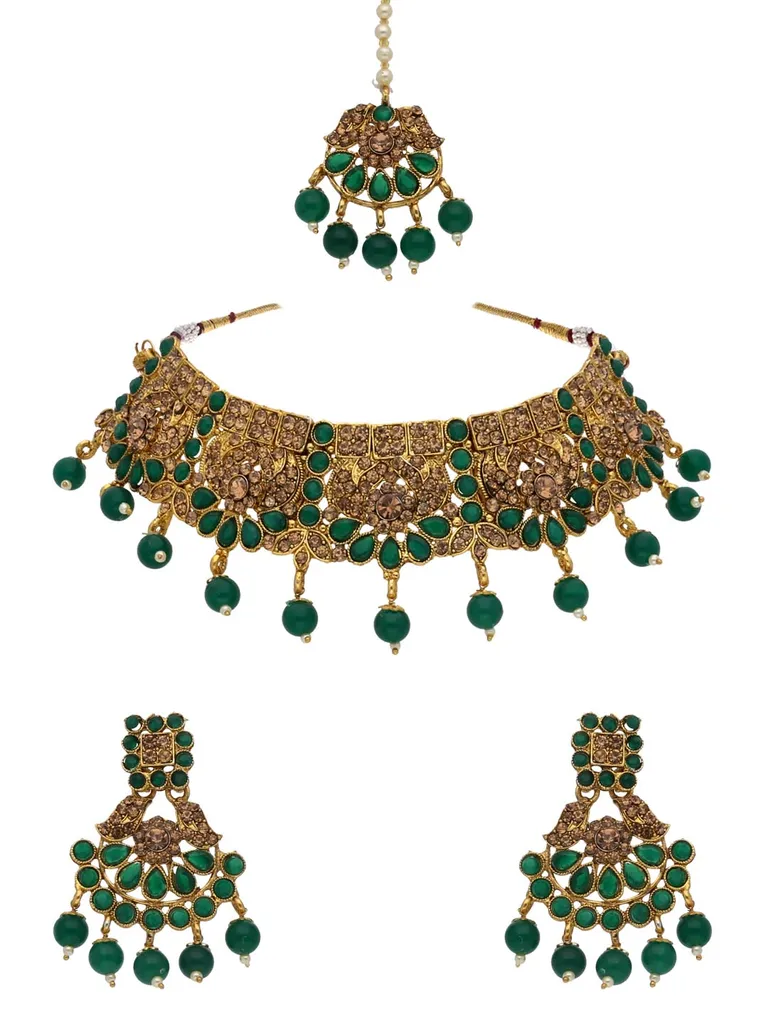Traditional Necklace Set in Gold finish - CNB24084