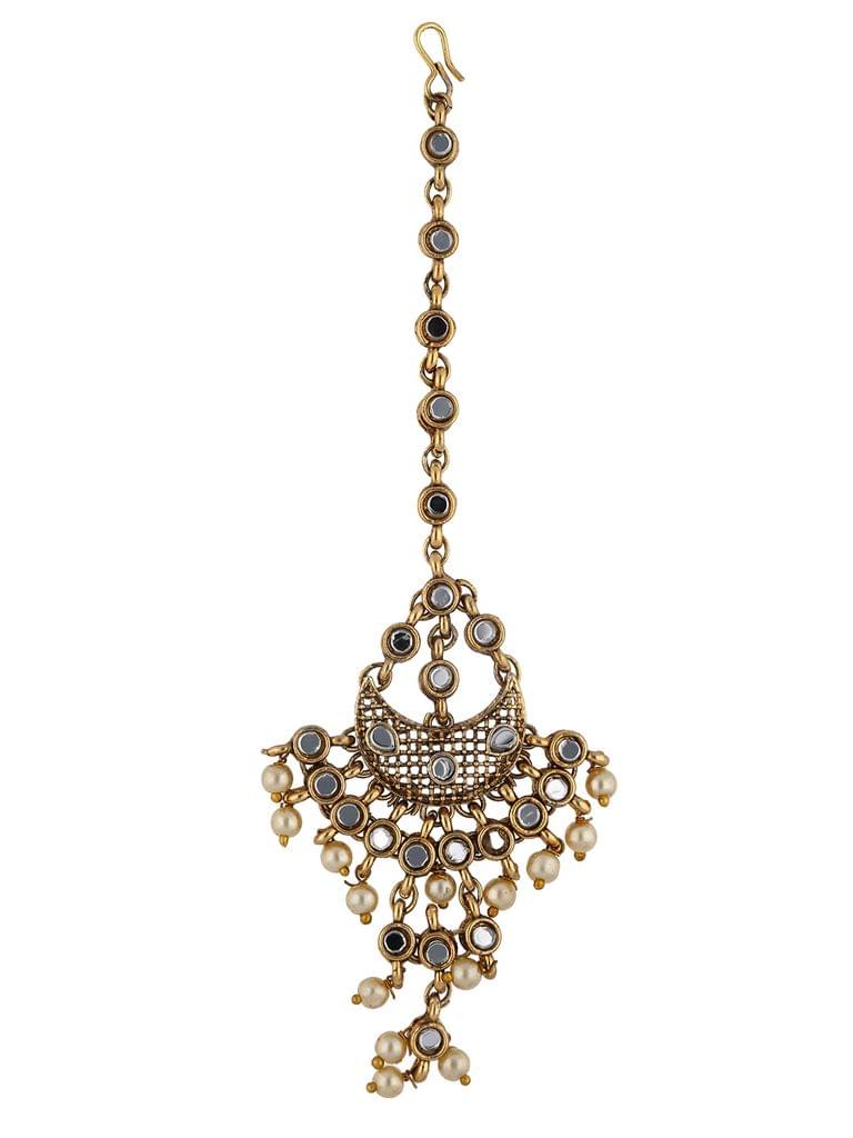 Antique Maang Tikka in Gold finish - CNB18893