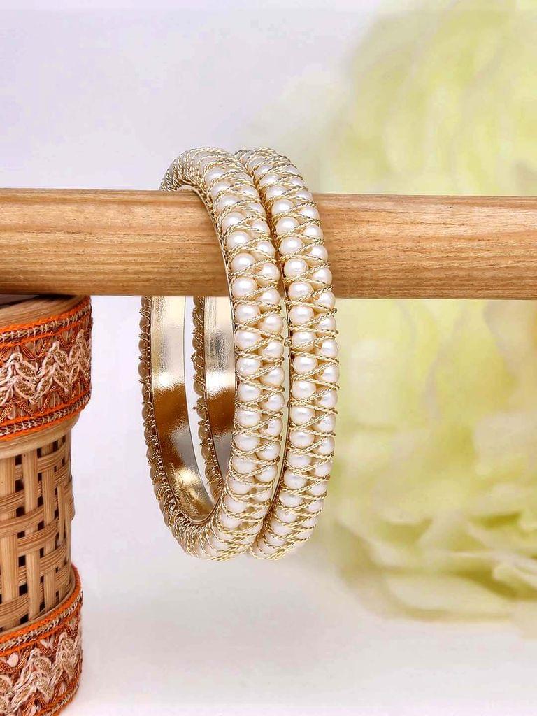 Traditional Bangles in Gold finish - 400GO