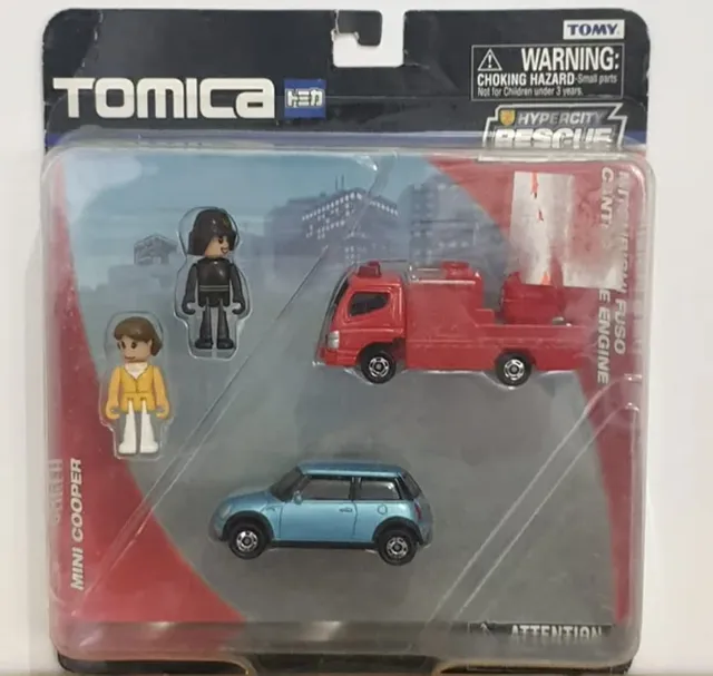 Tomica Vehicle And Hero Assortment Mini Cooper