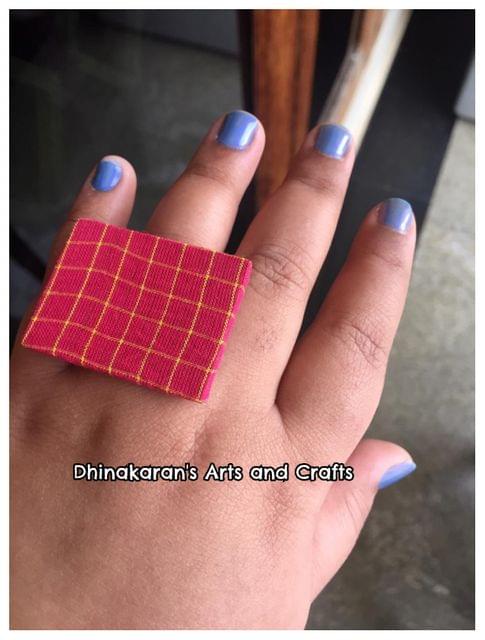 Checks Fingerring
