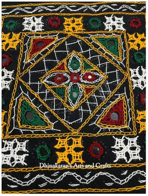 Grandeur Kutchwork Patch