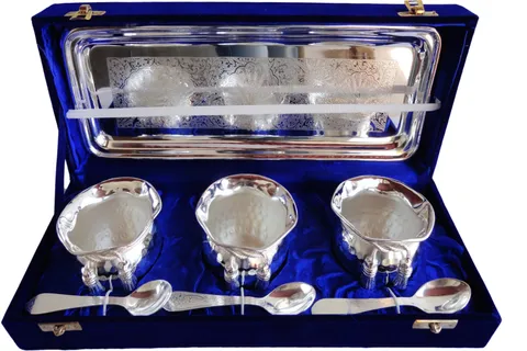 Brass Silver Plated 3 Bowl Tia Set With Plate Packed In Velvet Box (B094)