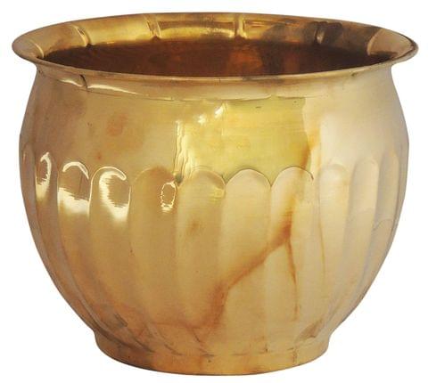 Brass planter Pot Gamala Diameter 6.5 Inch weight 300 gm (F255) - 6.5*6.5*5 inch (F255)