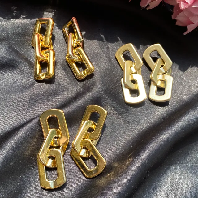 Golden Link Earring