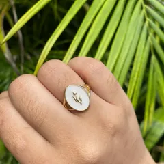 Adjustable Elegant White Ring