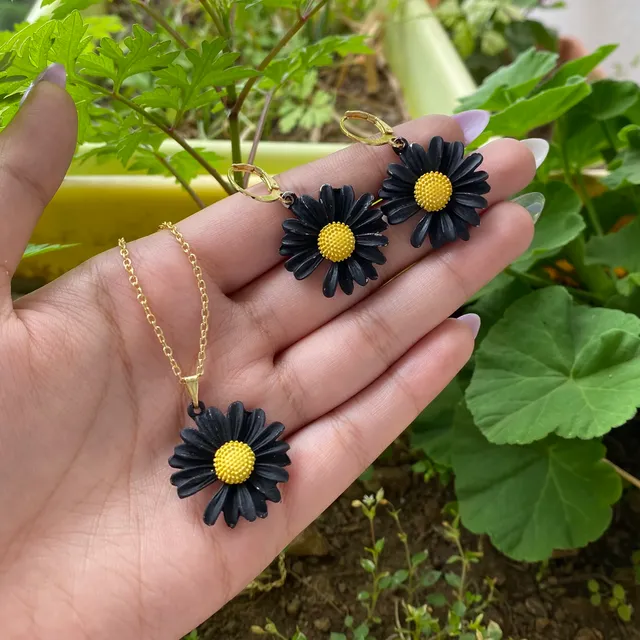 Black Sunflower Earring/Pendant
