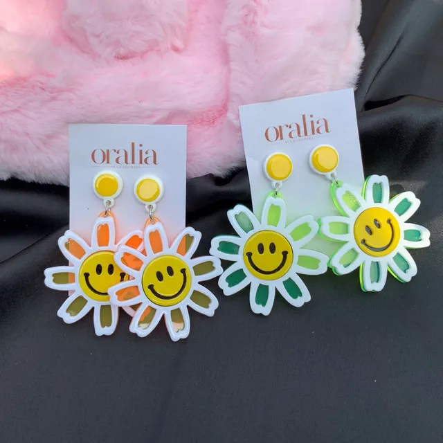 Transparent Daisy Quirky Earrings