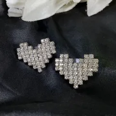 Silver Diamond Premium Heart Studs