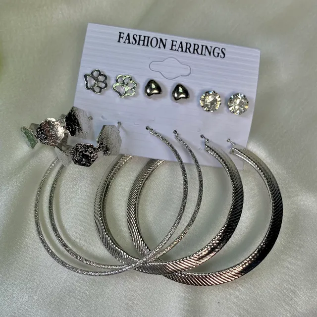 Pack of 6 Silver Earrings Card