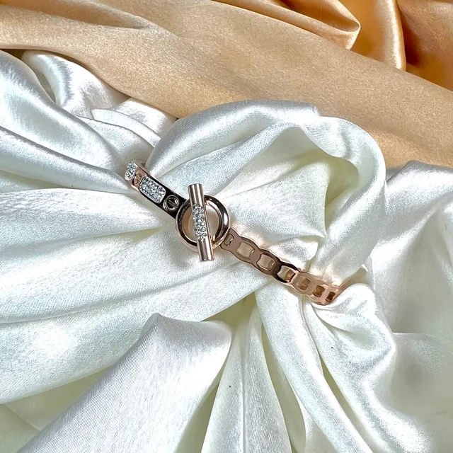 Premium Anti Tarnish Nail Rose Gold Bracelet Stone Studded Half Link