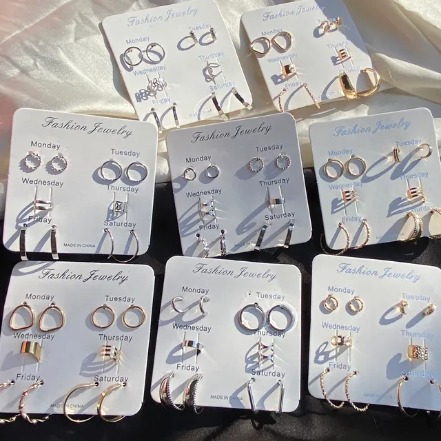 Pack of 6 Minimal Earrings Card