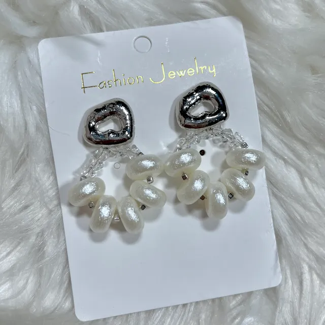 Premium Silver Pearl Korean Earrings (d-9)