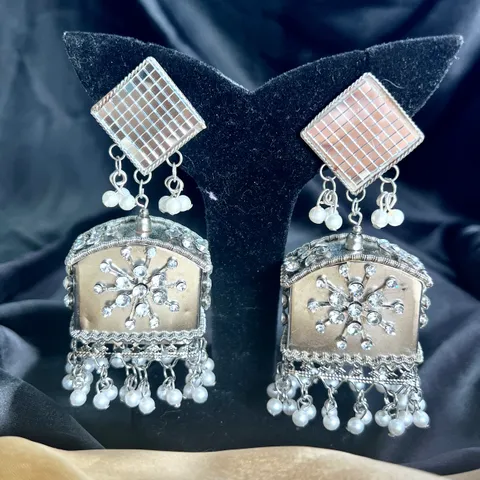 Premium Silver Heavy Jhumka with Pearls and White Stones