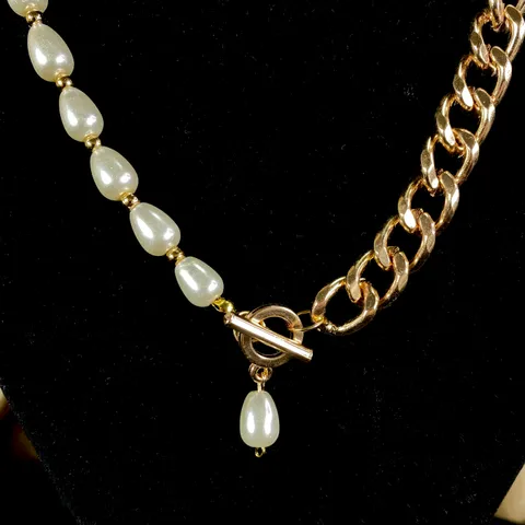 Pearl Collar Half Chain Necklace