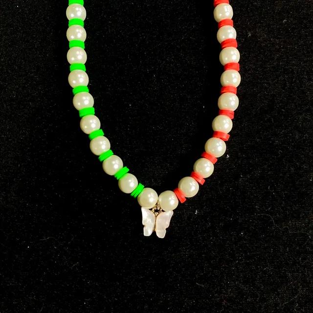 Christmas Butterfly Pearl Choker with Y2K beads